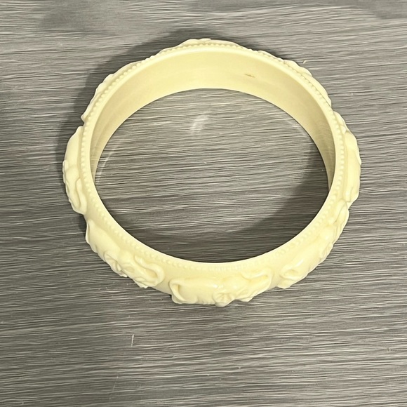 Plastic Ivory Elephant Bangle Bracelet, Boho - Picture 4 of 5